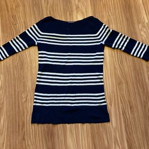 Pea in the pod maternity shirt - size S -Navy with white stripes